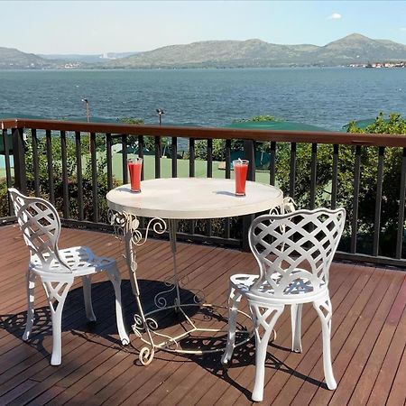 Marina Views Guesthouse Хартбиспурт Экстерьер фото